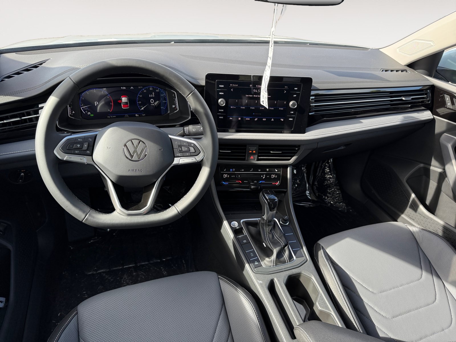 New 2027 Volkswagen Jetta SEL FWD image 15
