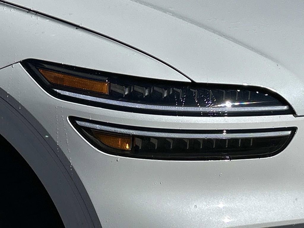 New 2026 Genesis GV70 2.5T Advanced image 10
