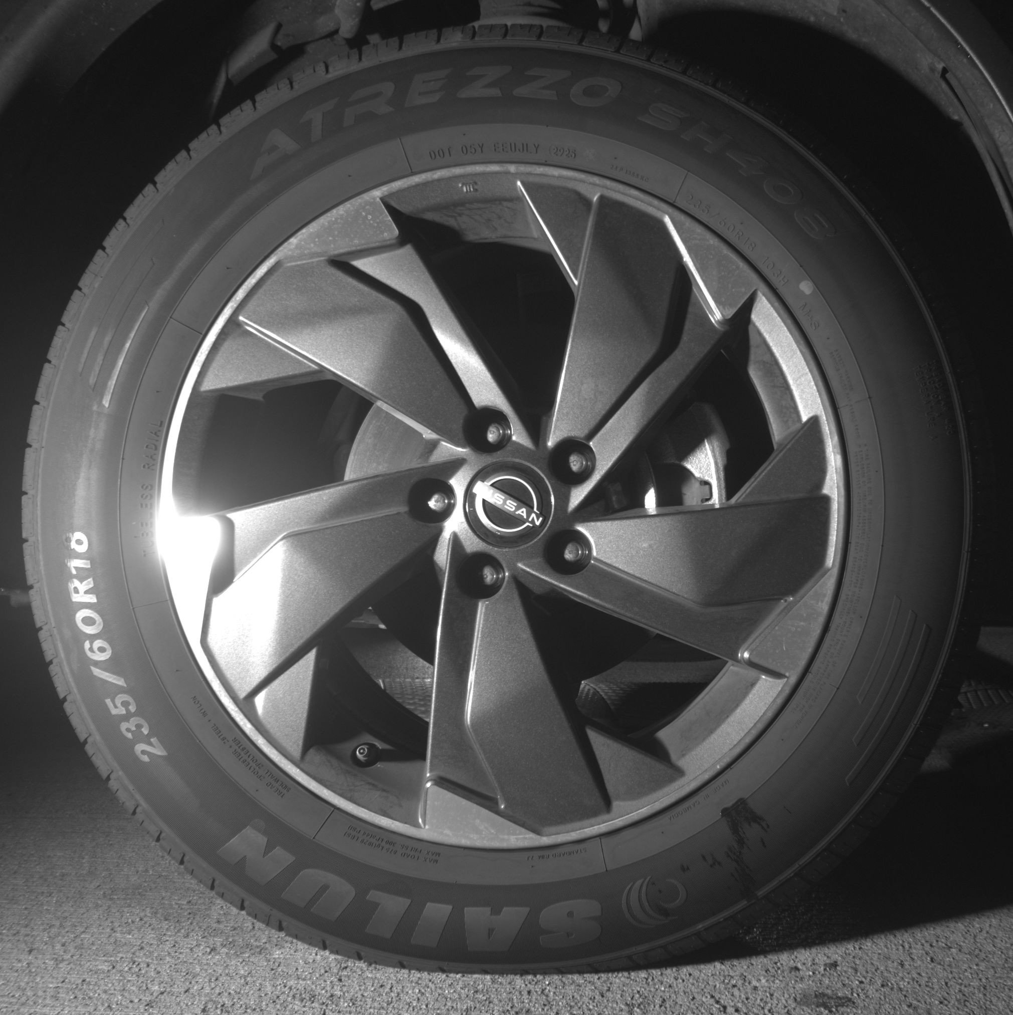 Used 2025 Nissan Rogue SV image 13