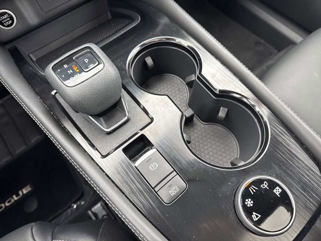 Certified 2022 Nissan Rogue SL w/ SL Premium Package image 34