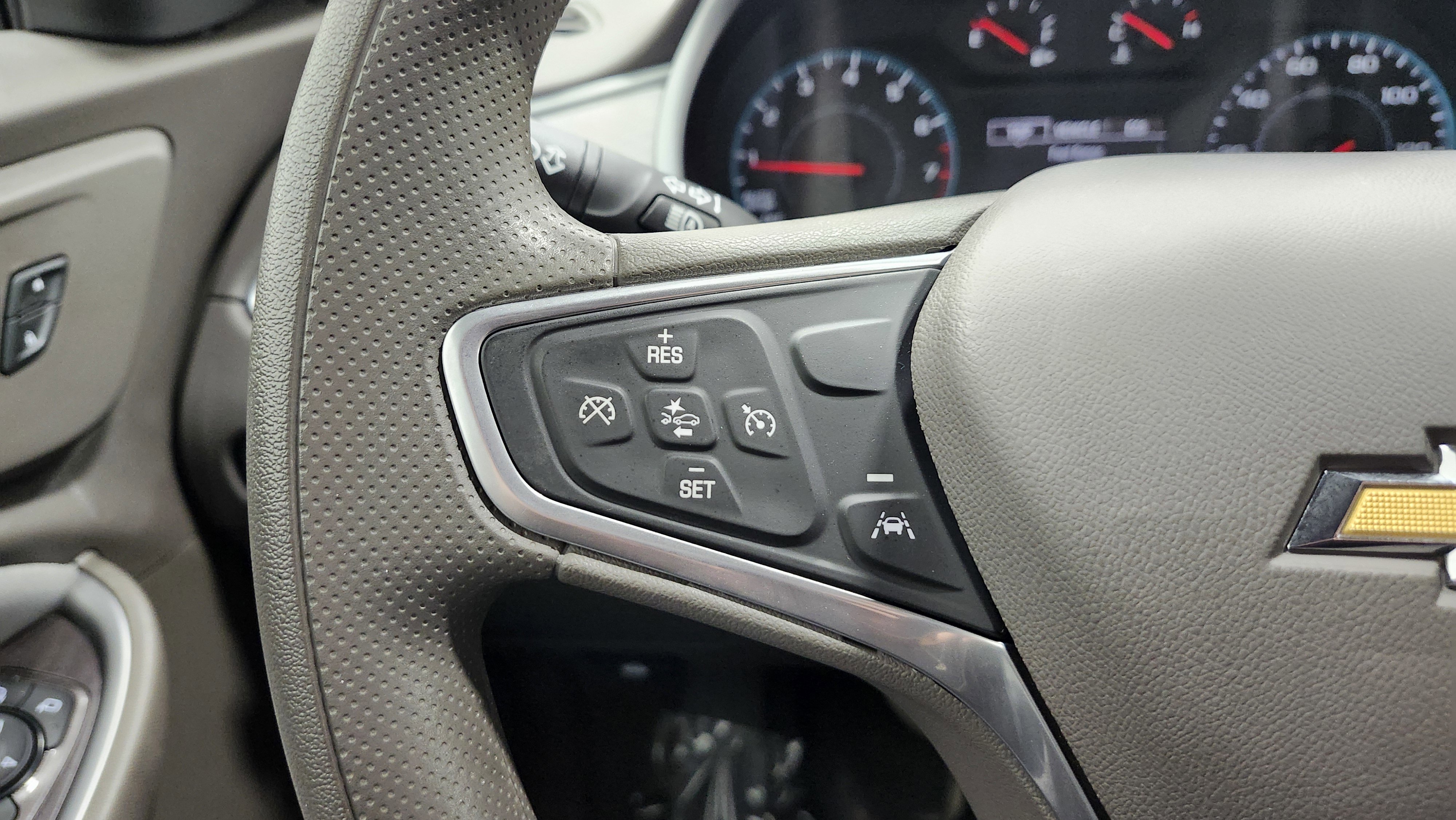 Used 2023 Chevrolet Malibu LT image 35