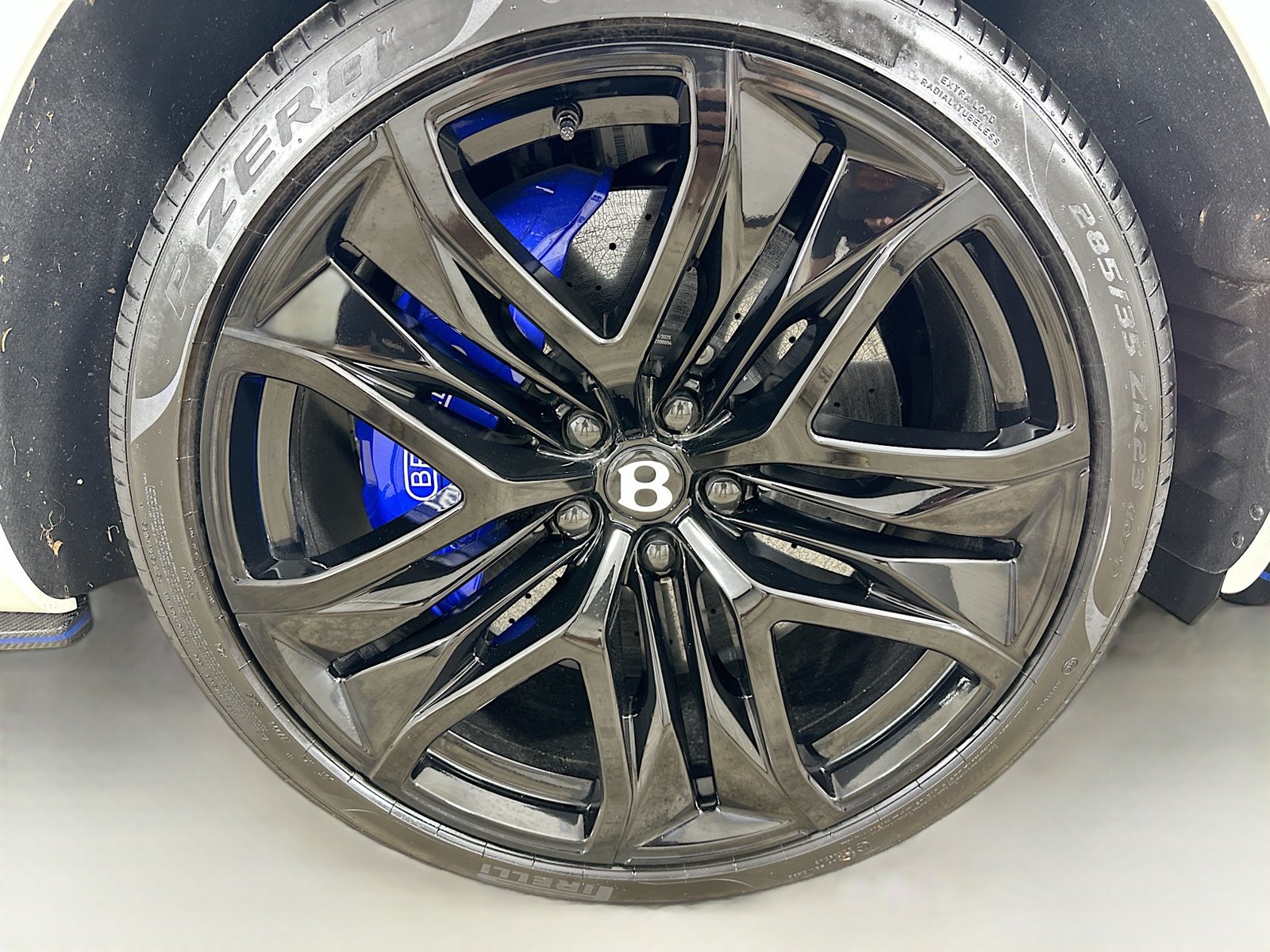 New 2026 Bentley Bentayga Speed AWD/4WD image 6
