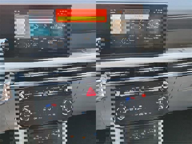 New 2025 Hyundai Tucson SEL image 11