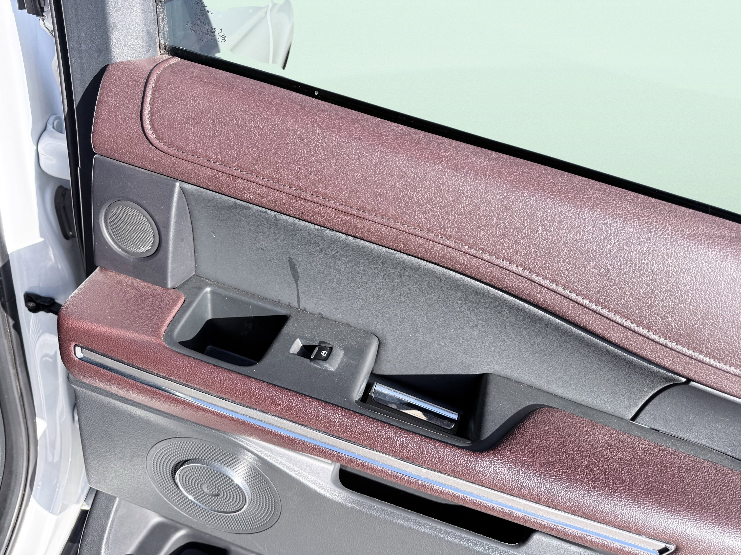 Used 2023 Ford Expedition Max Limited image 42