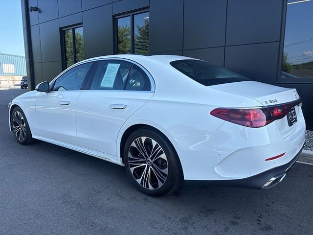 Used 2024 Mercedes-Benz E 350 4MATIC Sedan image 3