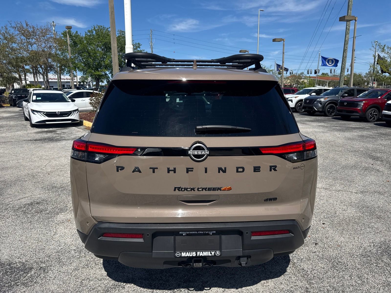 Used 2025 Nissan Pathfinder Rock Creek image 6