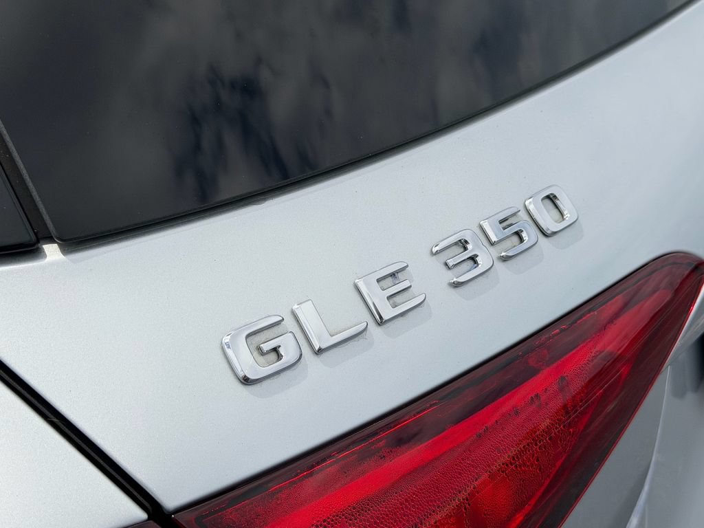 Used 2020 Mercedes-Benz GLE 350 w/ Premium Package image 15
