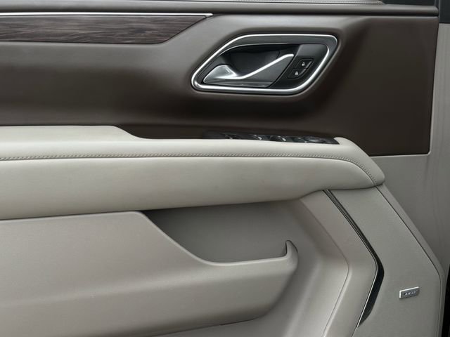 Used 2024 Chevrolet Tahoe Z71 w/ Luxury Package image 24