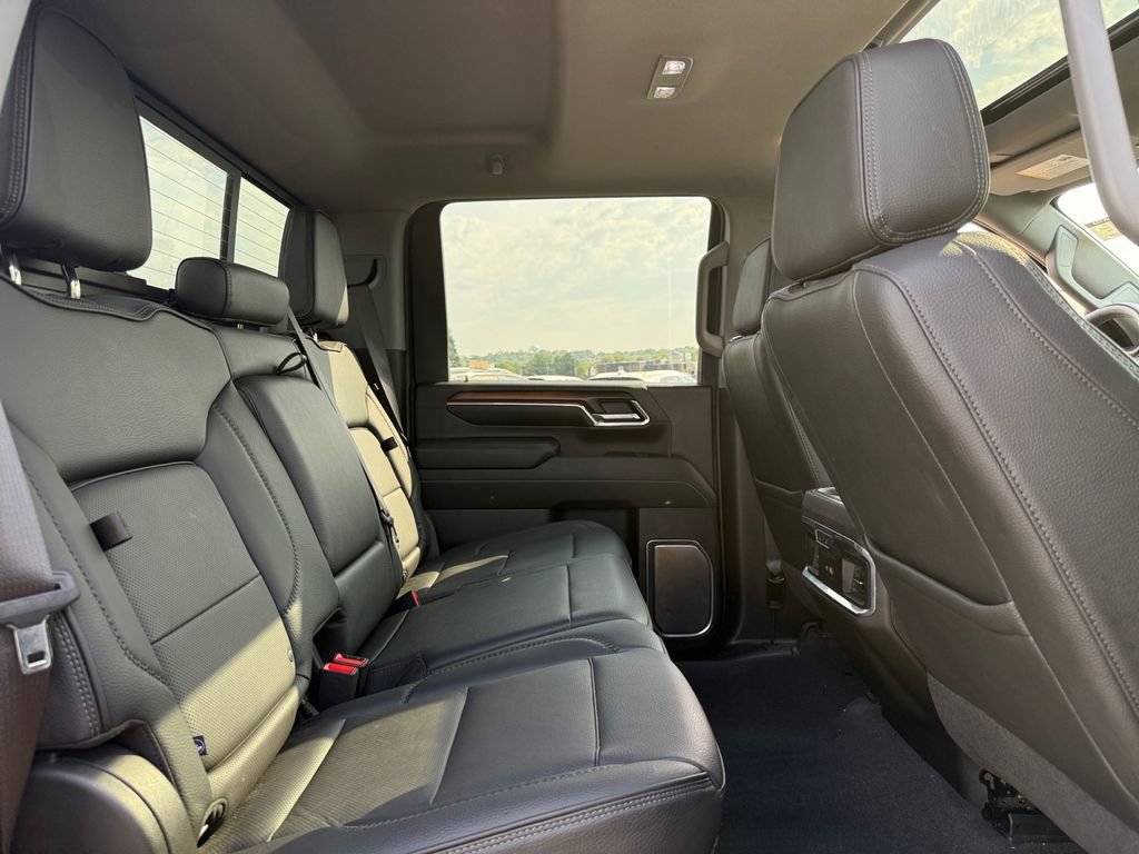 Used 2024 GMC Sierra 3500 Denali w/ Denali Reserve Package AWD/4WD image 39