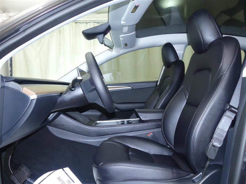 Used 2024 Tesla Model Y 2WD image 20