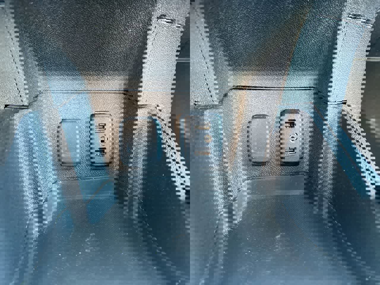 Used 2017 Chevrolet Volt LT image 31