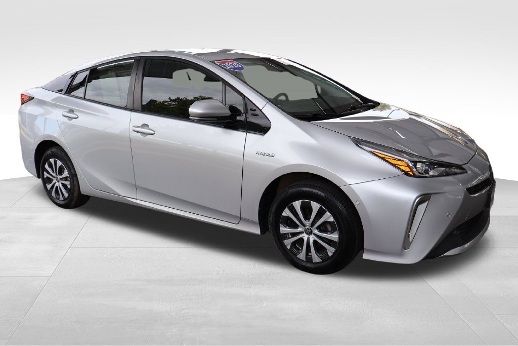 Certified 2020 Toyota Prius LE AWD/4WD image 17