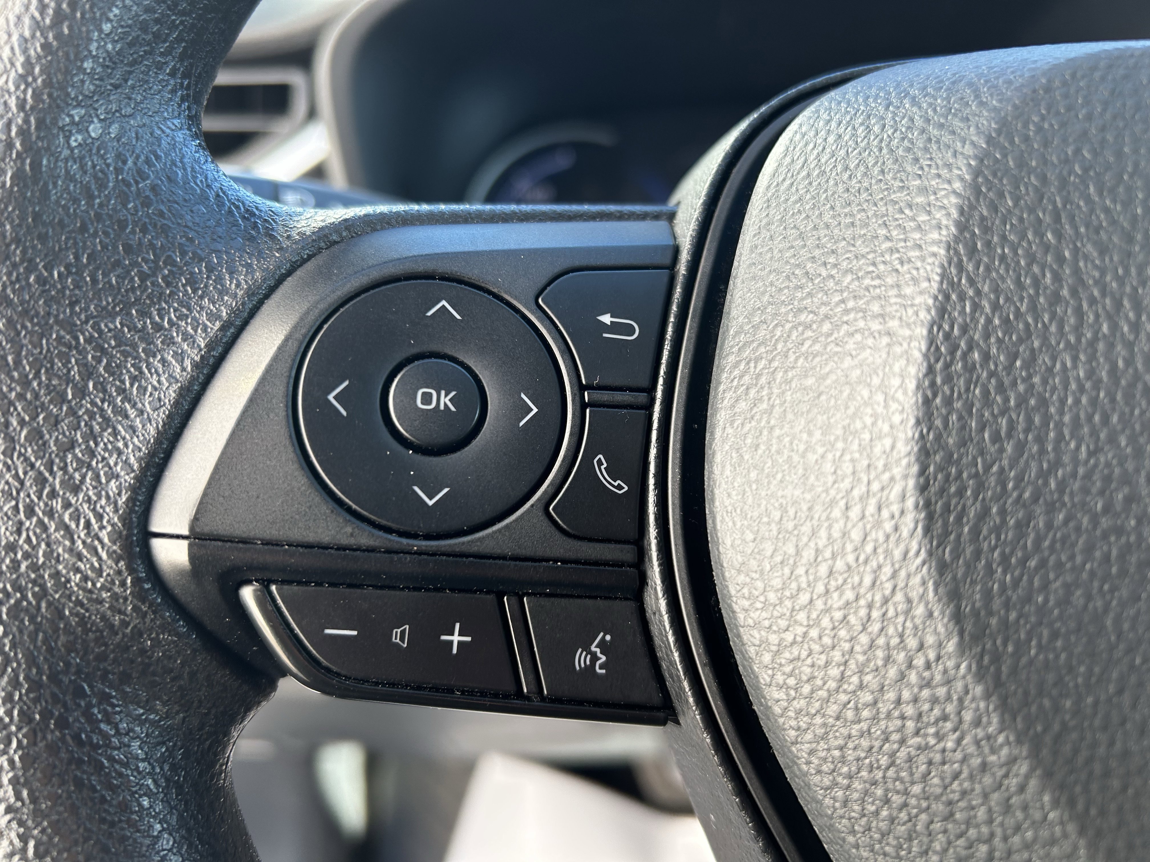 Certified 2025 Toyota RAV4 XLE image 25