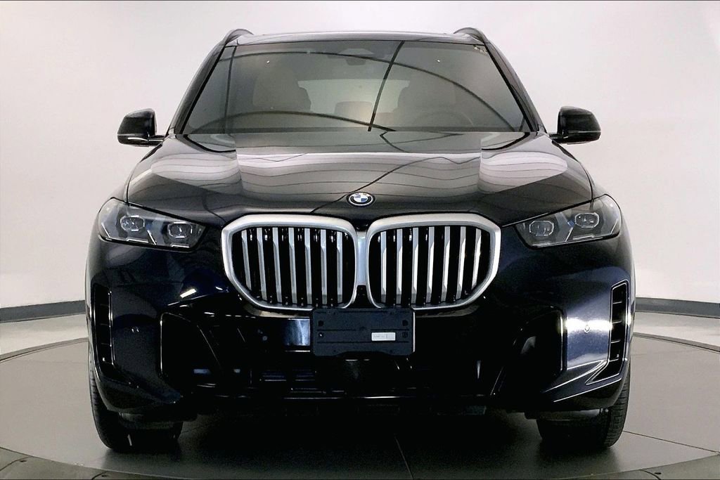 Certified 2024 BMW X5 xDrive50e w/ M Sport Package image 2