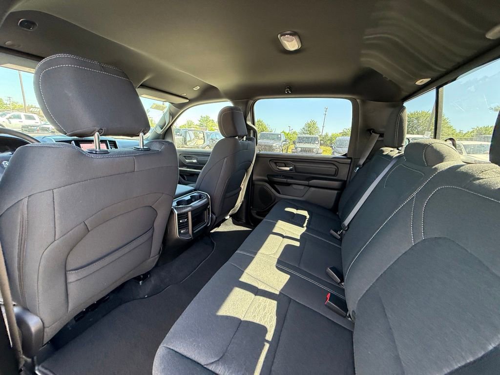New 2026 RAM 1500 Express AWD/4WD image 25