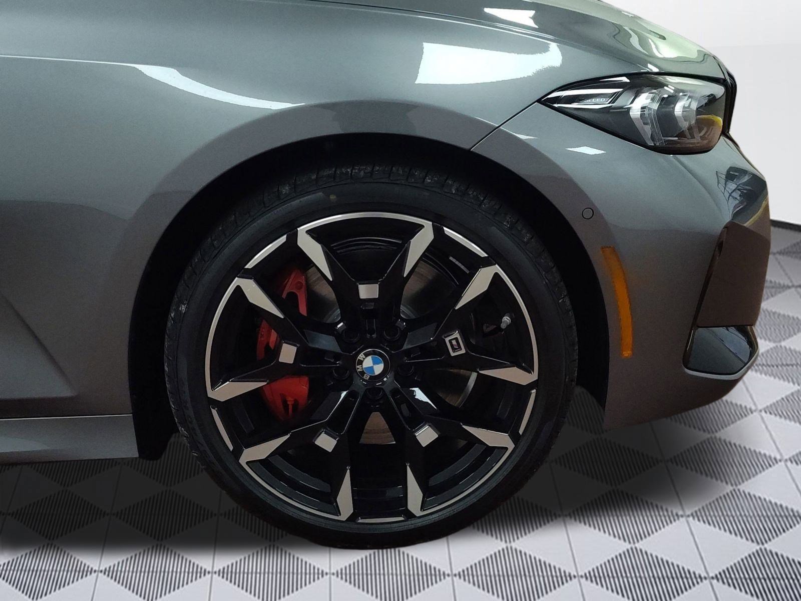 New 2026 BMW 330i xDrive Sedan w/ M Sport Package image 10