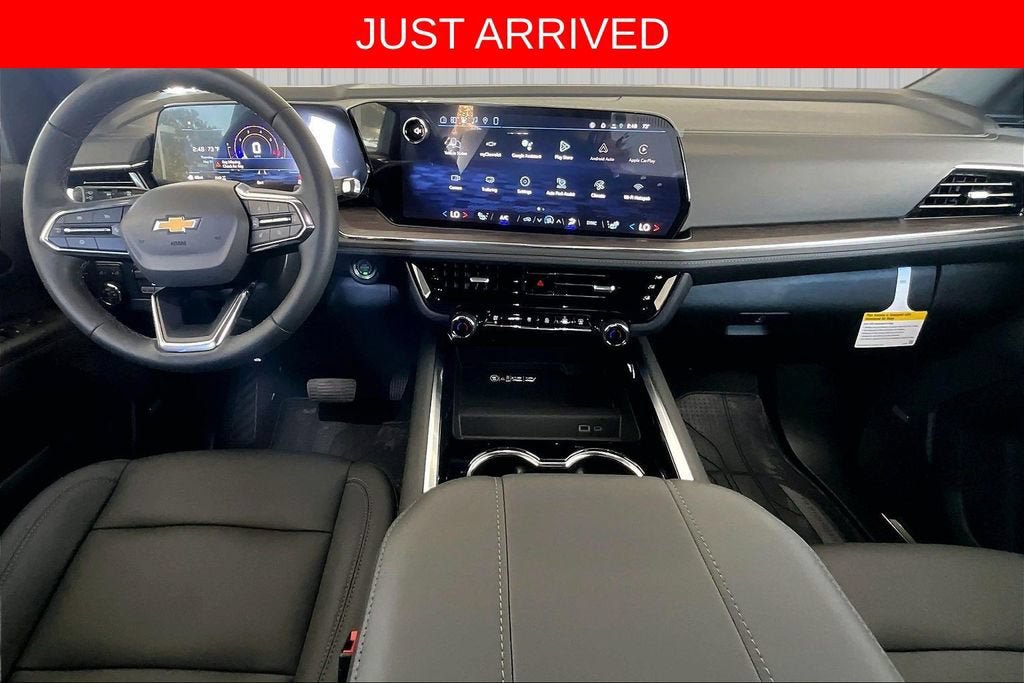 New 2026 Chevrolet Suburban LT w/ Comfort Package AWD/4WD image 2