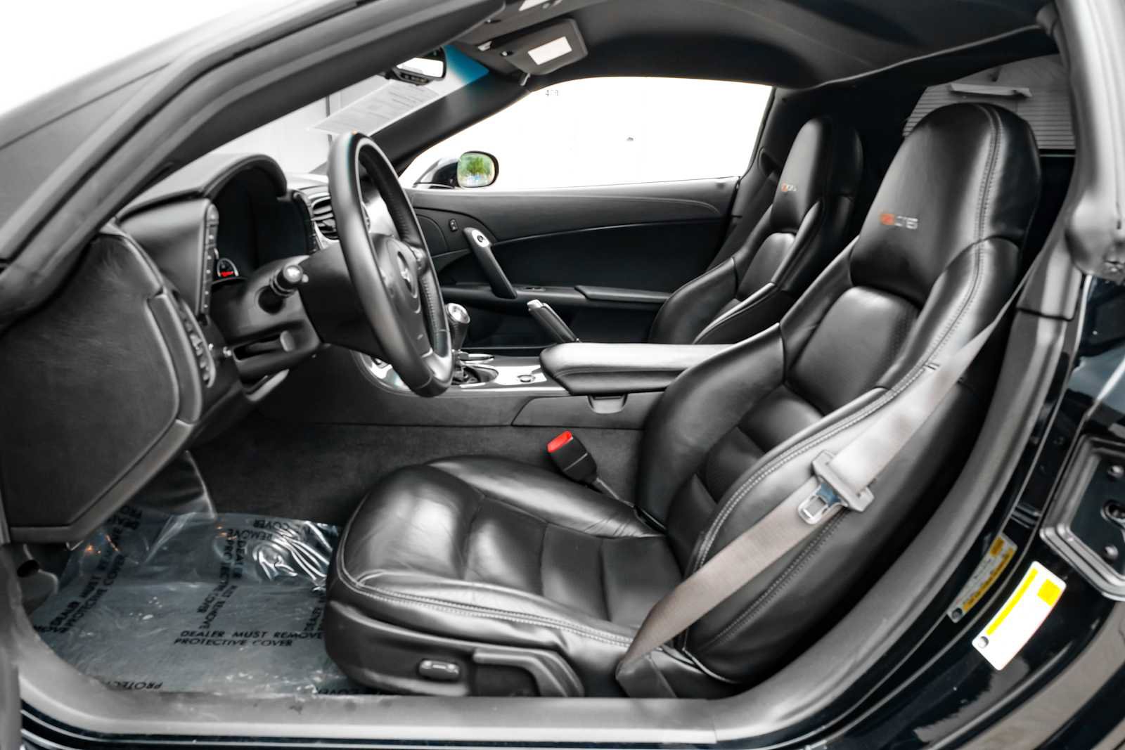 Used 2009 Chevrolet Corvette Z06 w/ Preferred Equipment Group image 4