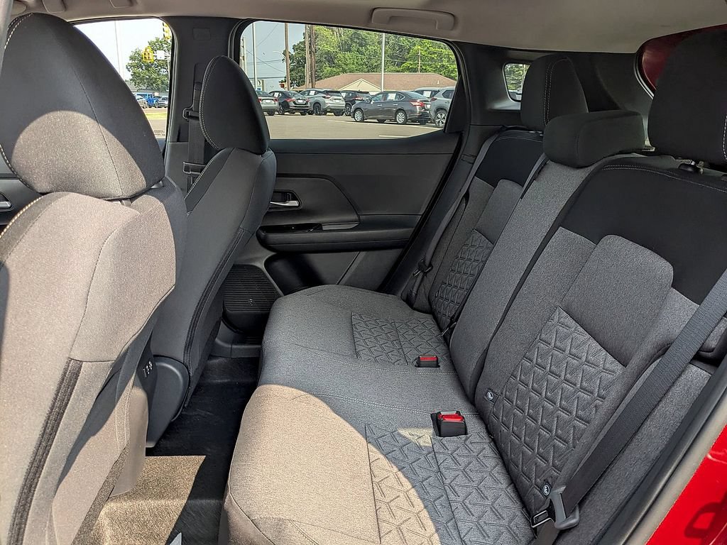 New 2025 Nissan Kicks SV w/ SV Premium Package AWD/4WD image 9