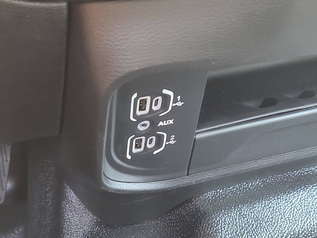 New 2026 RAM 5500 Tradesman AWD/4WD image 24