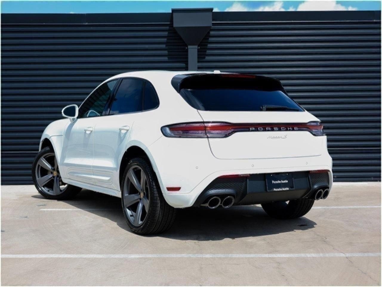 New 2025 Porsche Macan S image 3