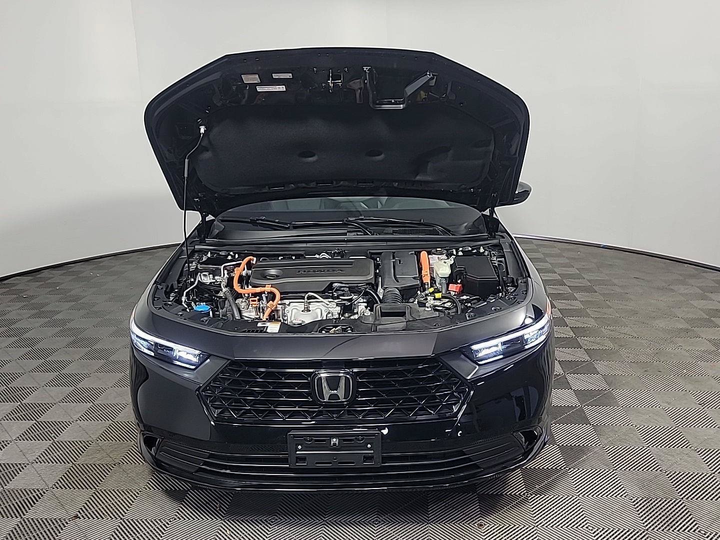 Used 2025 Honda Accord Sport image 13