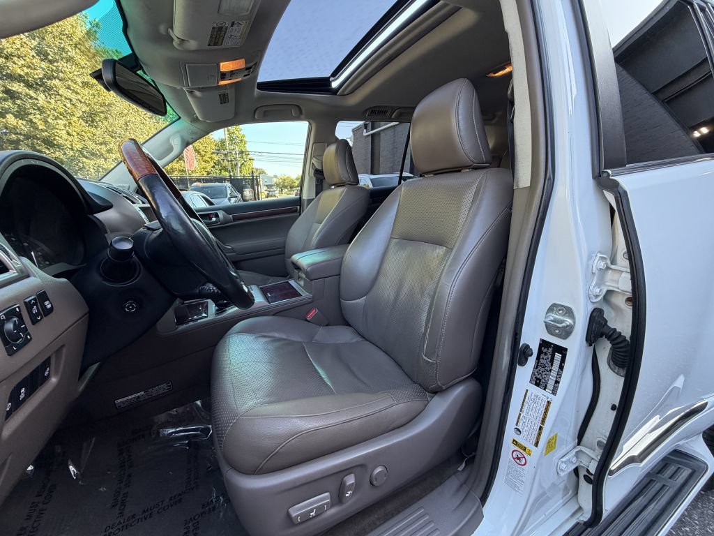 Used 2012 Lexus GX 460 Premium AWD/4WD image 12