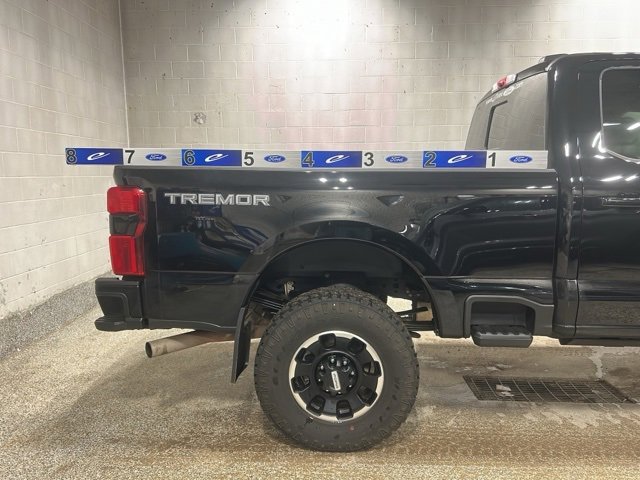 Used 2025 Ford F250 Lariat w/ Lariat Ultimate Package image 30