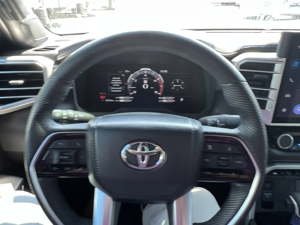 Used 2024 Toyota Tundra Platinum AWD/4WD image 25