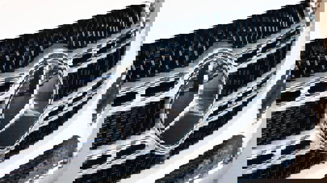 Used 2024 Mercedes-Benz GLE 350 4MATIC w/ Driver Assistance Package image 11