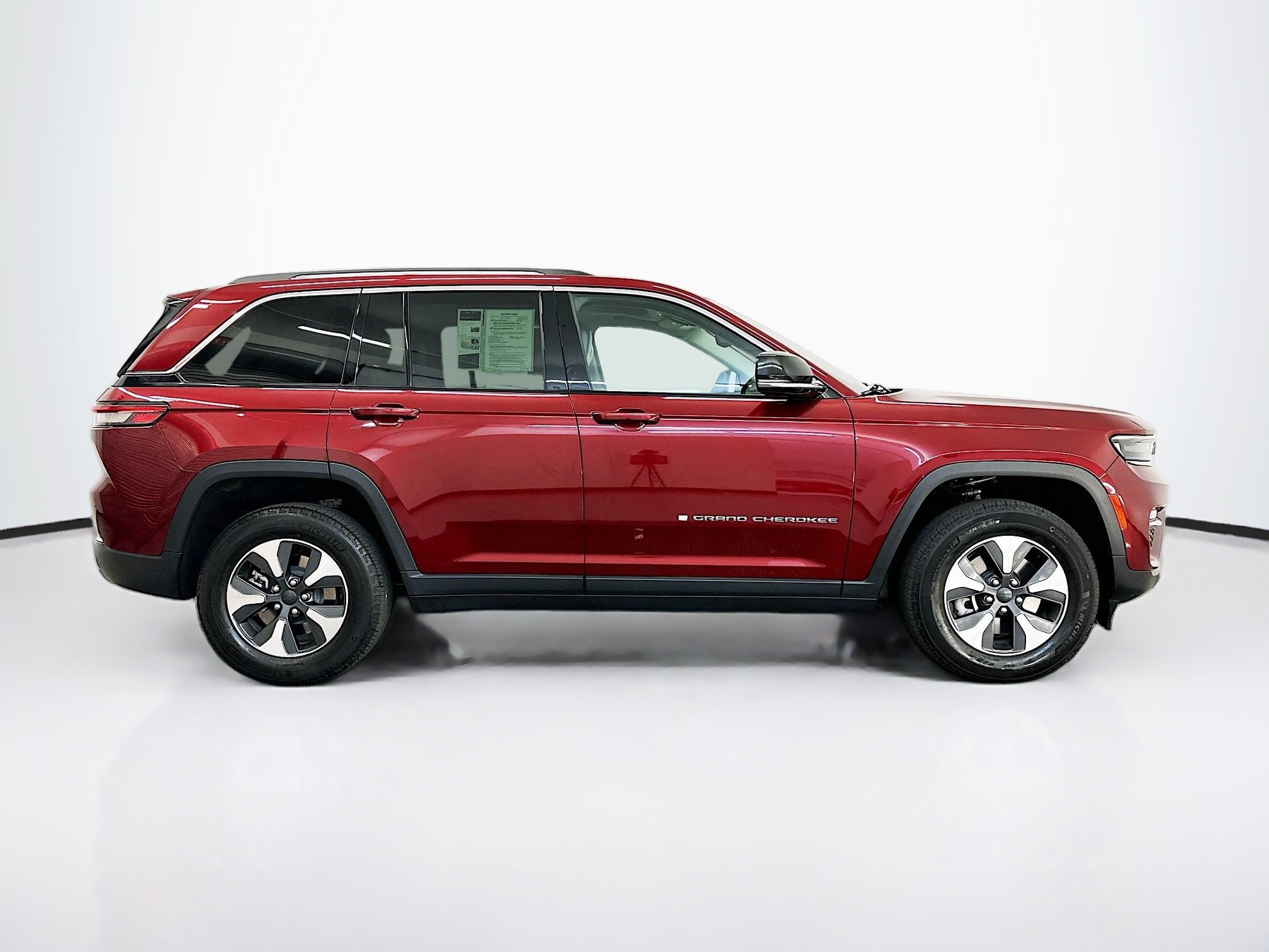 Used 2022 Jeep Grand Cherokee Limited 4xe AWD/4WD image 10