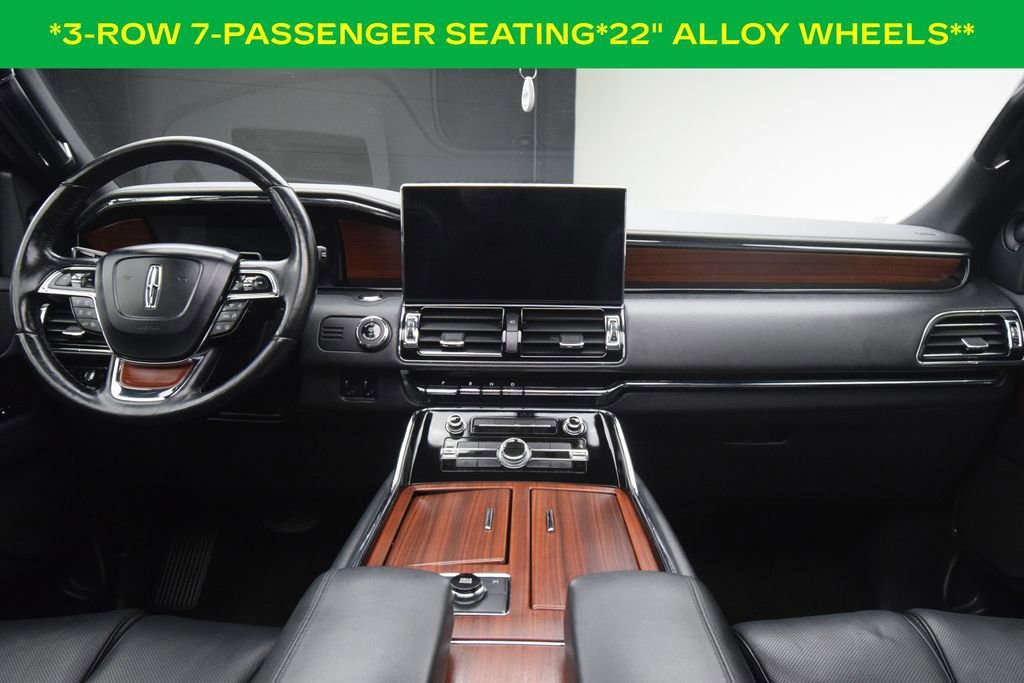 Used 2022 Lincoln Navigator Reserve RWD image 4