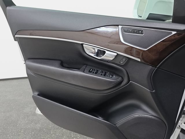 Used 2019 Volvo XC90 T6 Momentum w/ Advanced Package AWD/4WD image 27