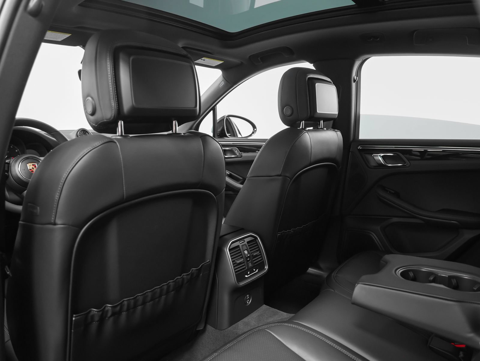 New 2026 Porsche Macan AWD/4WD image 38