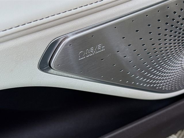 Used 2024 Lincoln Nautilus Black Label w/ Jet Appearance Package (87T) image 19