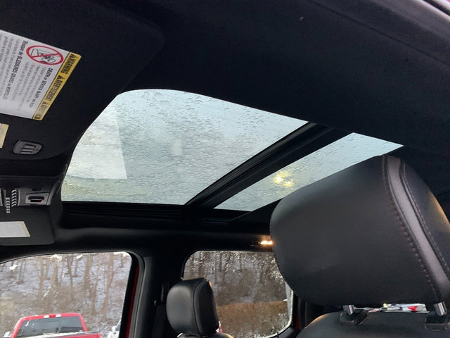 Used 2022 Ford F350 Platinum w/ Tremor Off-Road Package image 28