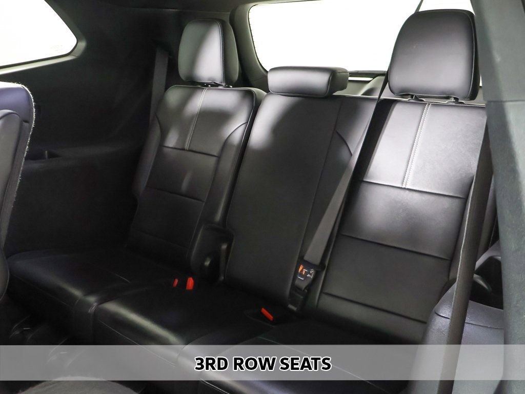 Used 2024 GMC Acadia Elevation image 10