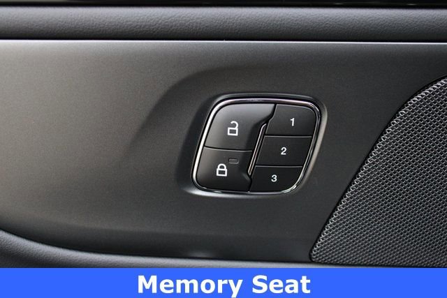 New 2026 Lincoln Nautilus Premier w/ Equipment Group 102A AWD/4WD image 33