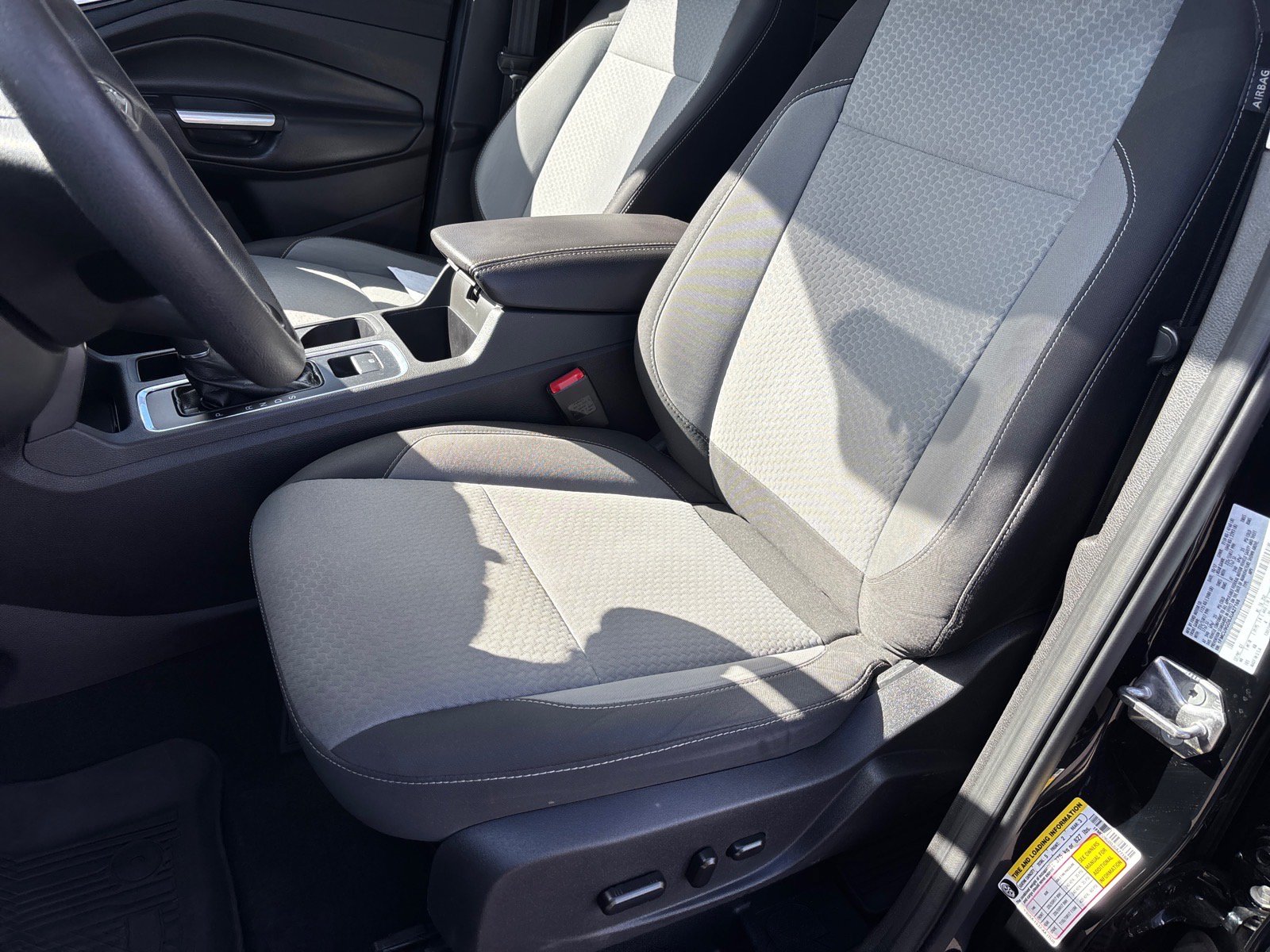 Used 2018 Ford Escape SE AWD/4WD image 11