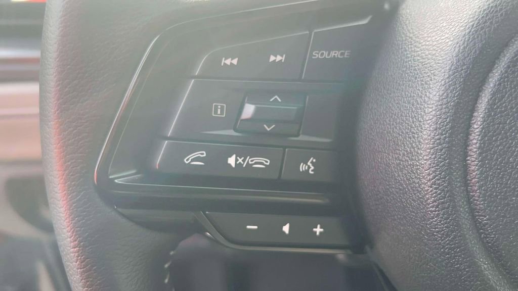 Used 2025 Subaru Forester Premium image 12