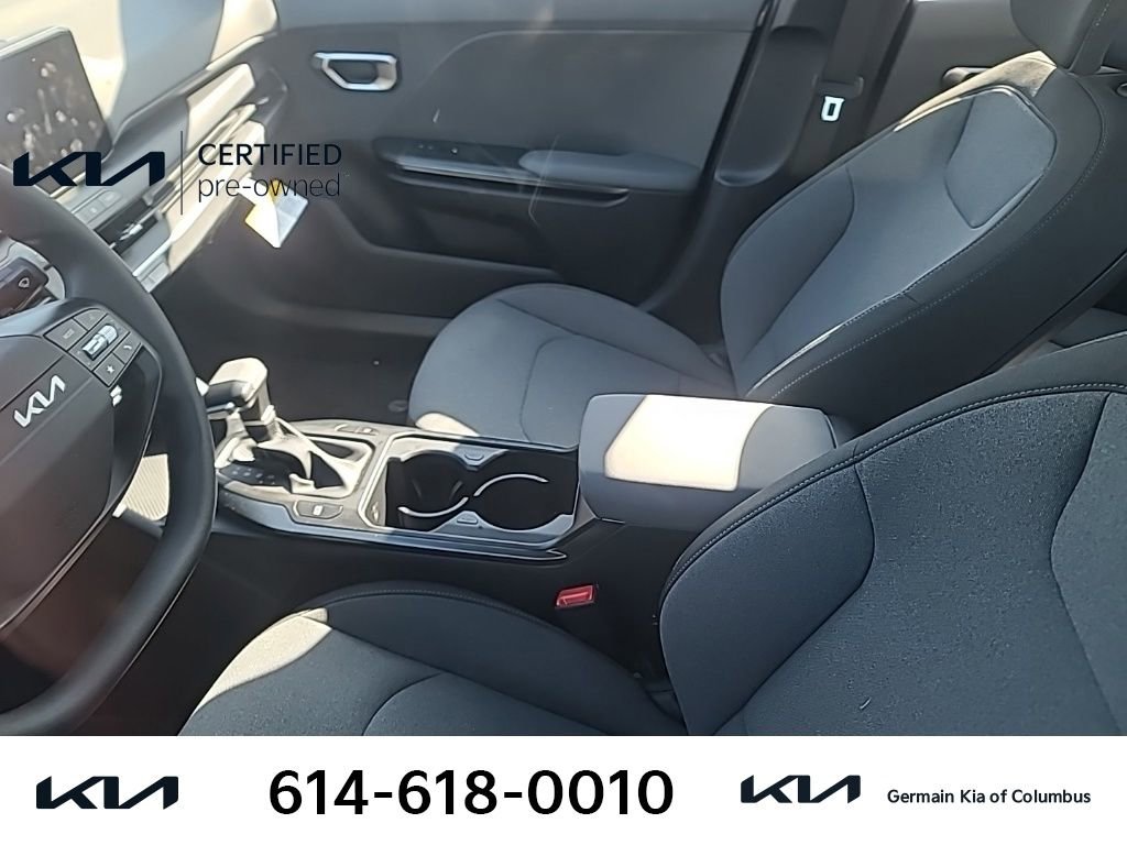 Used 2025 Kia K4 LXS image 8
