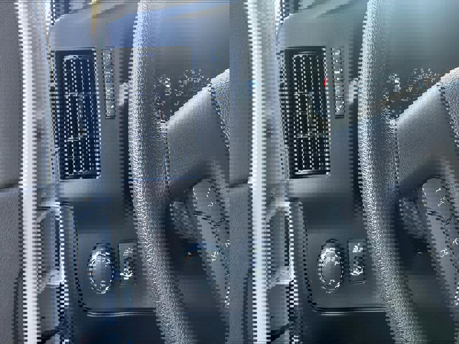 Used 2024 Chevrolet Express 2500 w/ Driver Convenience Package image 25