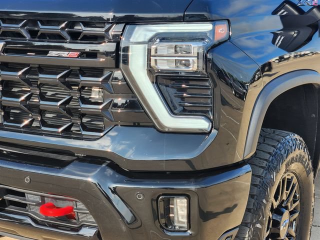 Used 2025 Chevrolet Silverado 2500 ZR2 w/ Technology Package AWD/4WD image 18