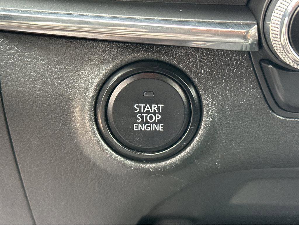Used 2019 MAZDA MAZDA3 Hatchback w/ Premium Package image 23