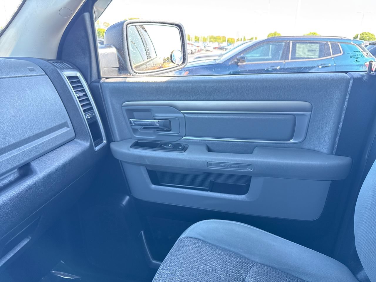 Used 2014 RAM 1500 Outdoorsman AWD/4WD image 23