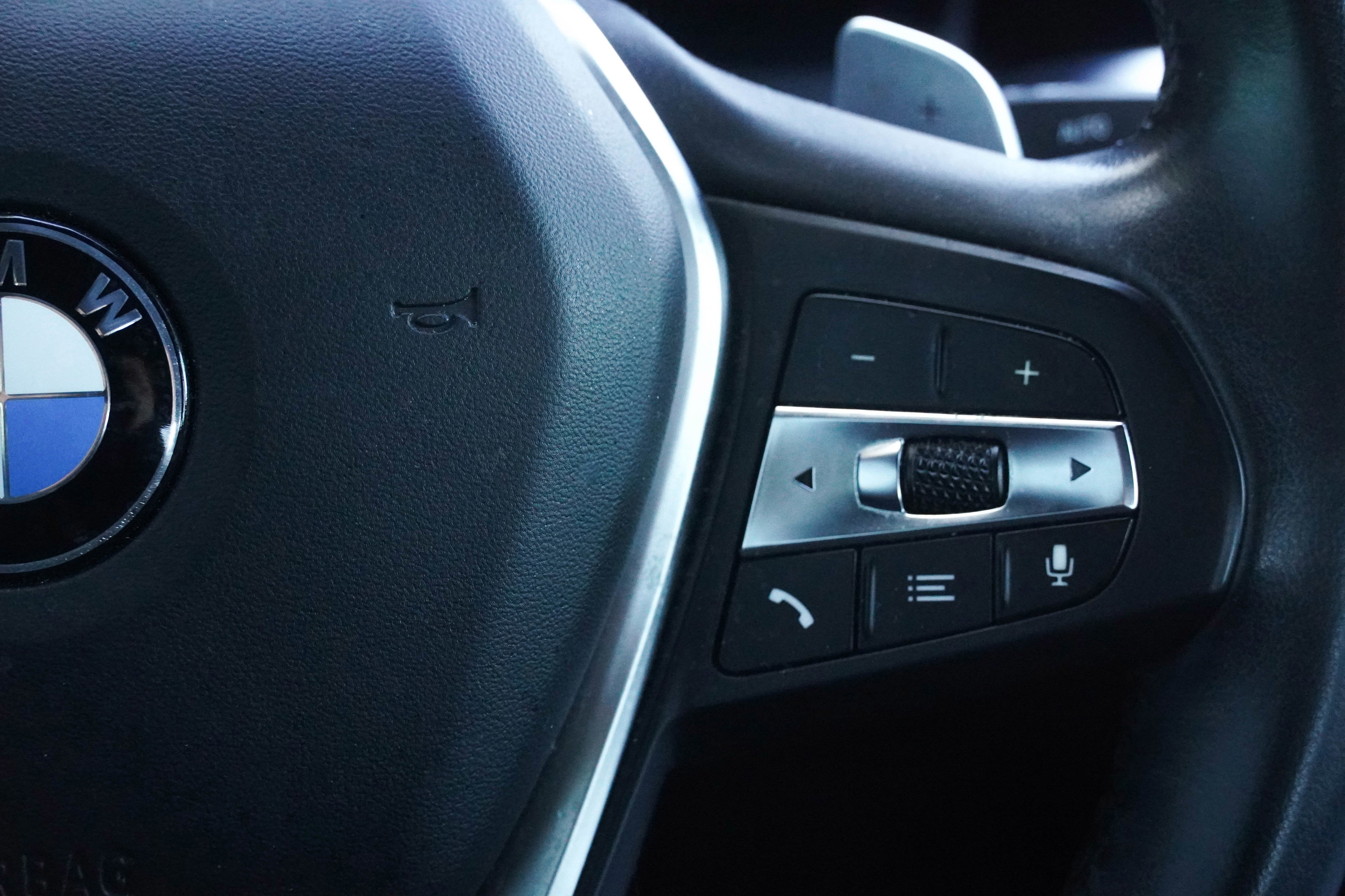 Used 2020 BMW 330i Sedan w/ Convenience Package image 22