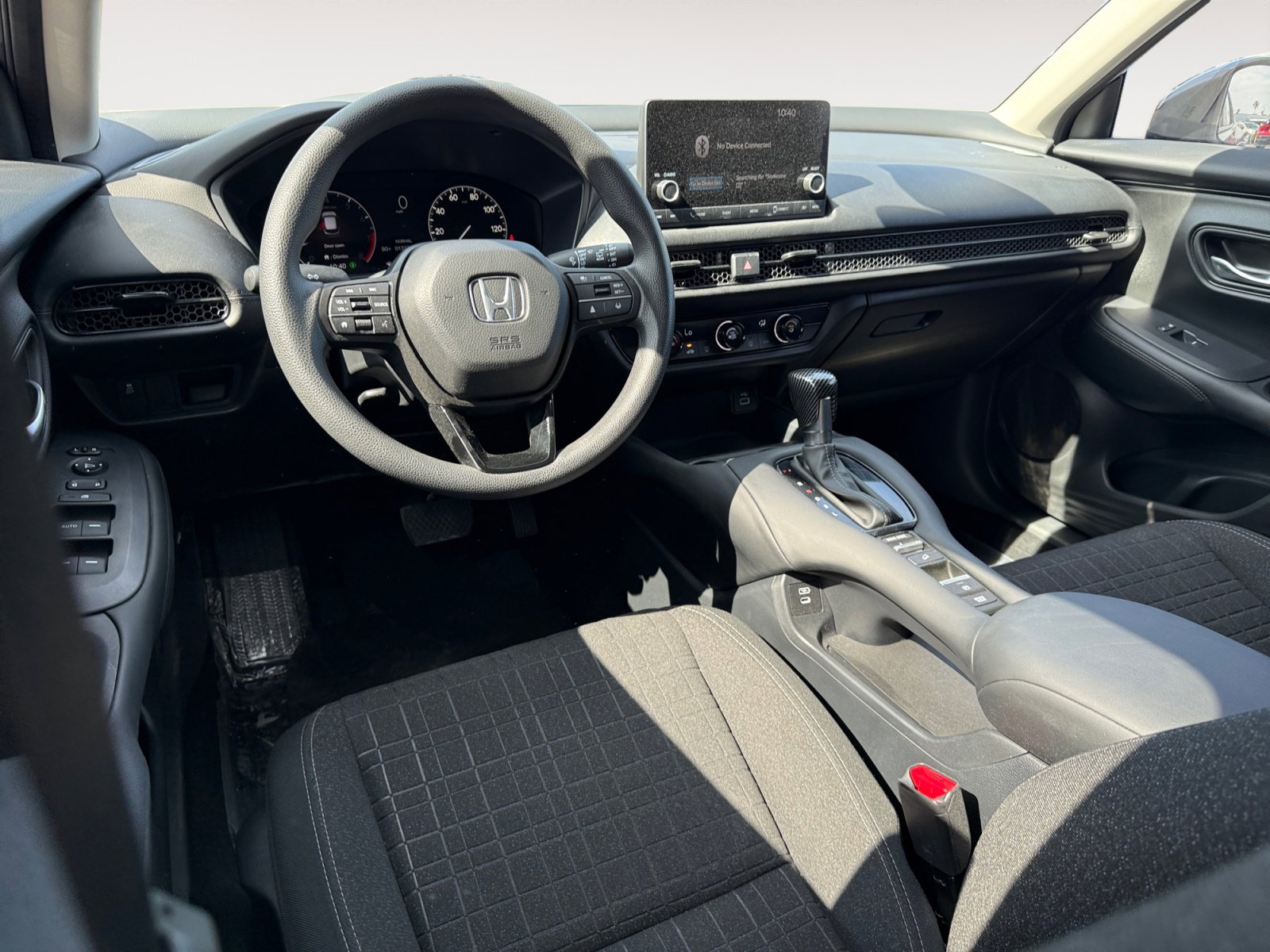 Used 2025 Honda HR-V LX image 15