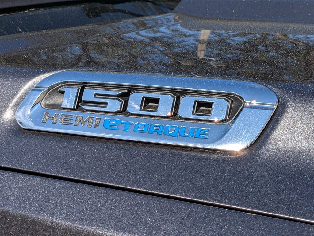 Used 2023 RAM 1500 Laramie image 12