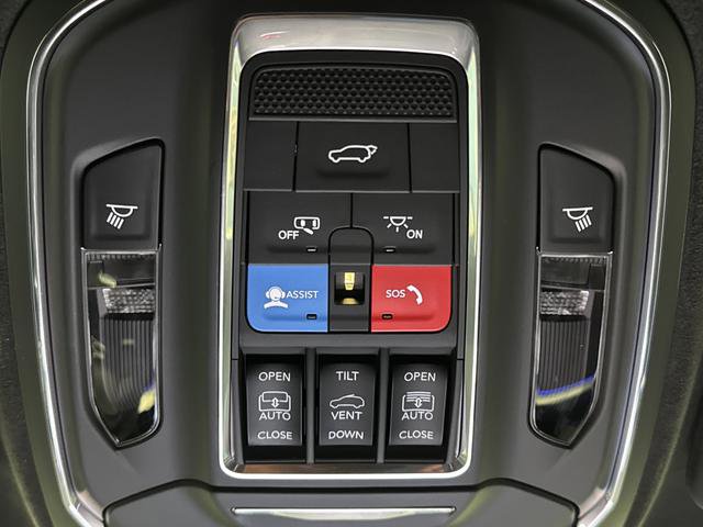 Used 2024 Jeep Wagoneer Launch Edition image 26