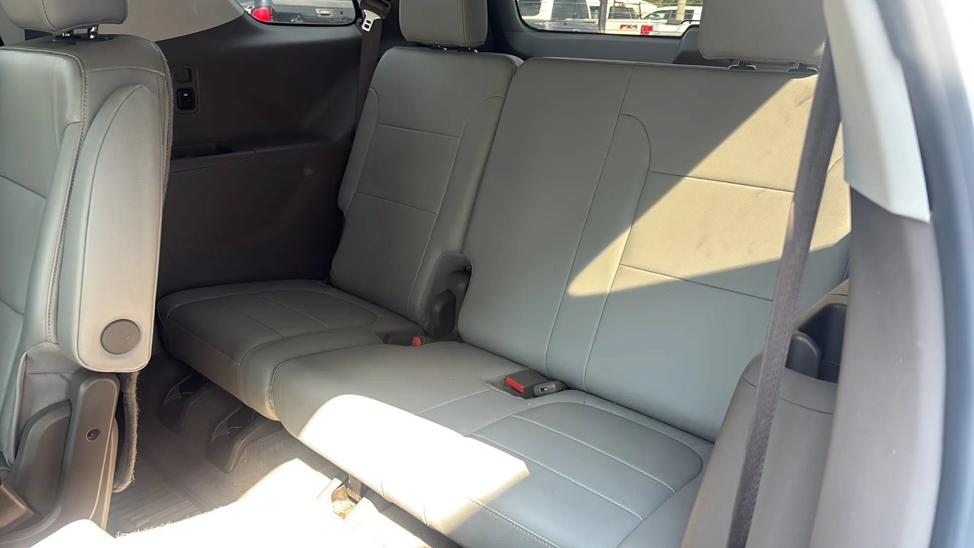 Used 2020 Chevrolet Traverse LT w/ LT Premium Package AWD/4WD image 20